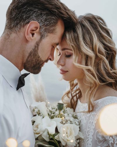 young-bride-groom-having-beach-wedding
